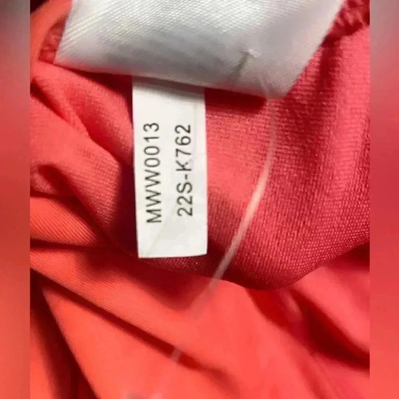 Lole "like new" coral one piece bathing suit one piece swimsuit 26 - Picture 5 of 6